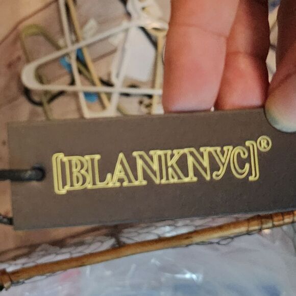 Women's Blank NYC button-down puffer jacket, size 3X - Picture 2 of 4